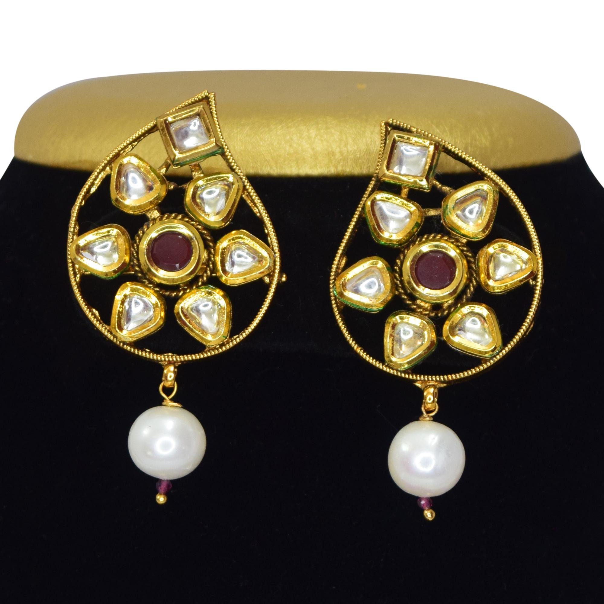 3 Rows Grand and Heavy Wedding Pearl Necklace Set earrings