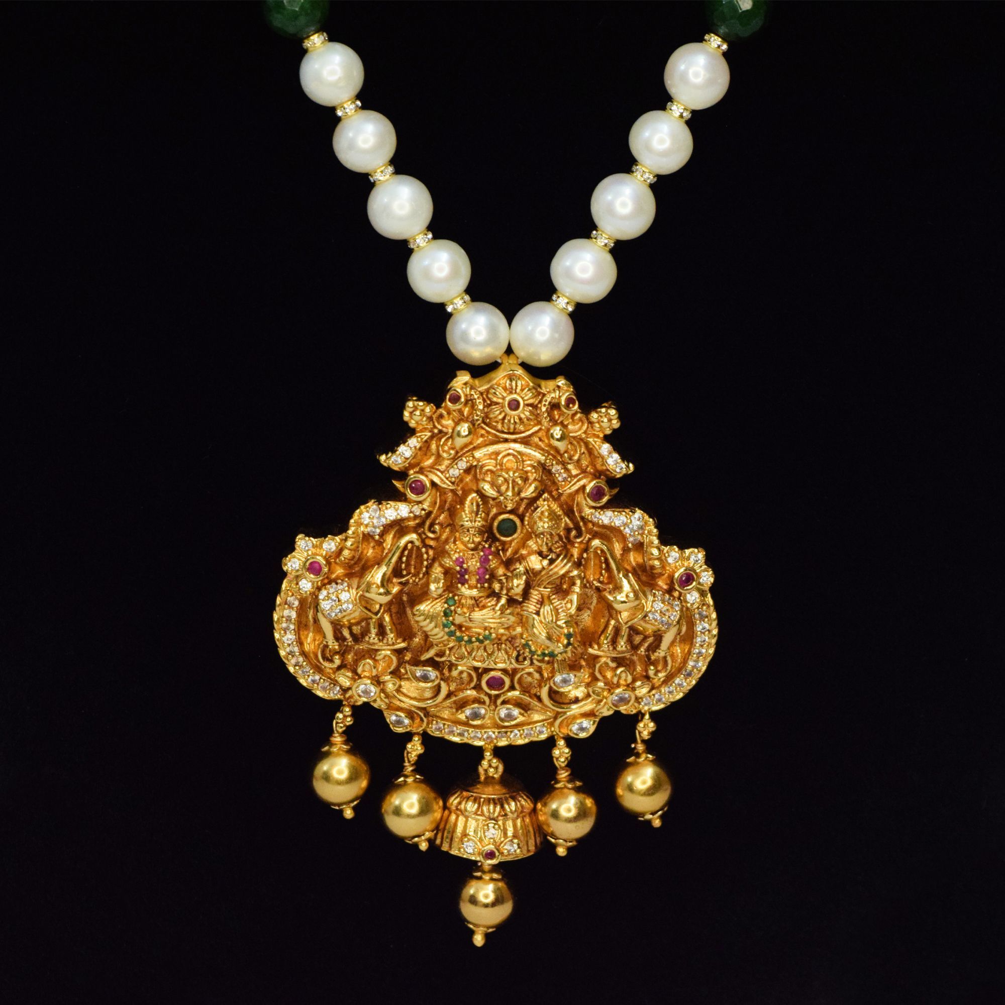 Luxe Round White Pearls Mala With Radha Krishna Pendant -closeup