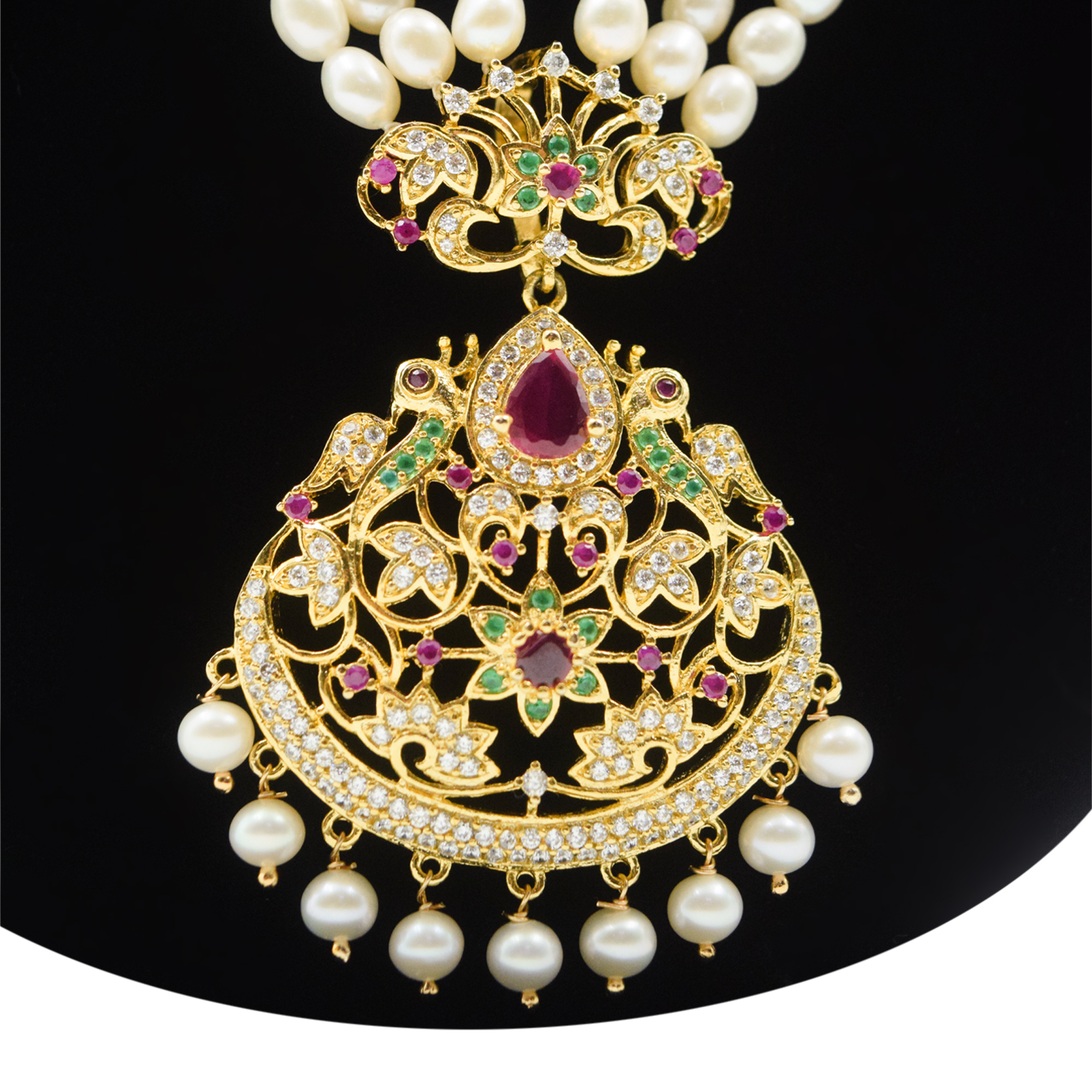Glorious Triple Row White Pearl Haar With Traditional Pendant -close up