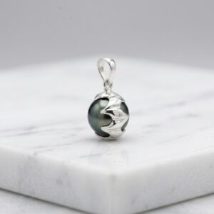 Tahitian Pearl Pendant in 925 Silver on Marble