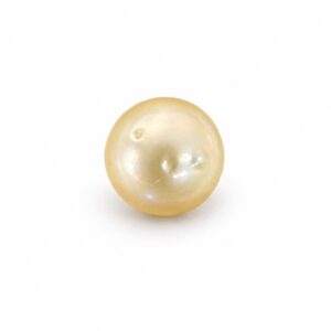 4.37 carat golden South Sea pearl, 8.3mm round, AA quality, natural undyed colour - Pure Pearls