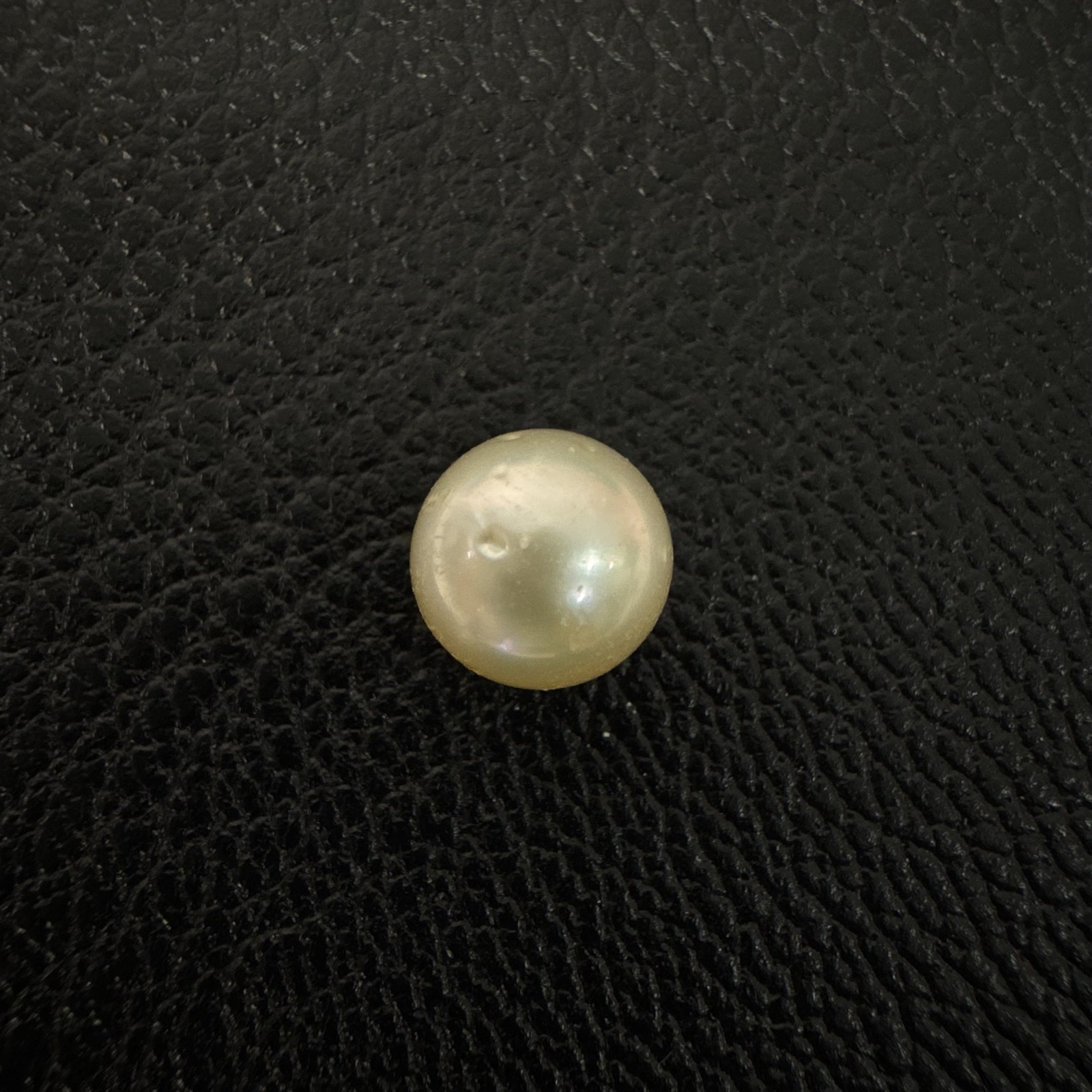 4.31 carat golden South Sea pearl, 8.3mm round, AAA quality - Pure Pearls