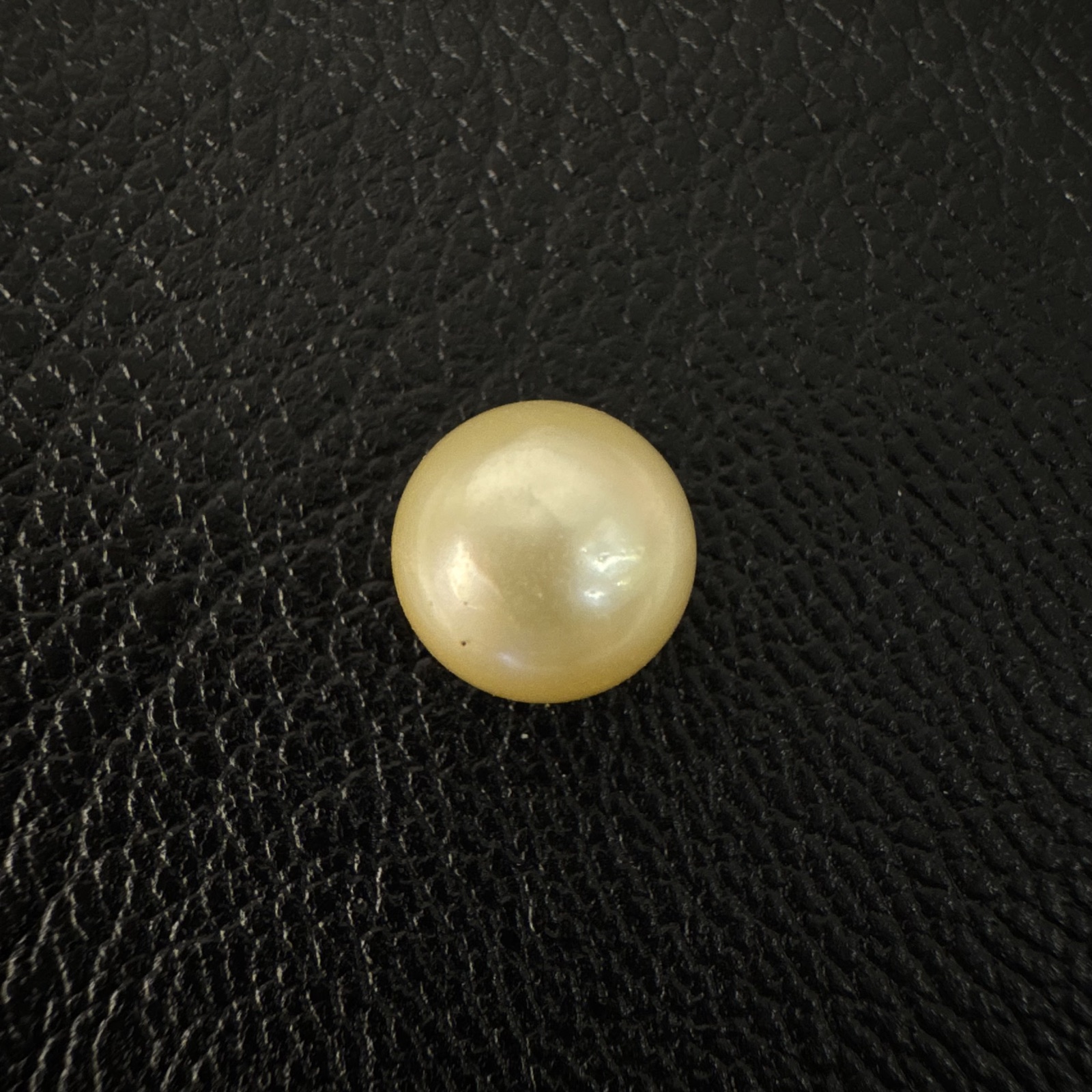 6.145 carat golden South Sea pearl, 9.4mm round, AAA quality - Pure Pearls