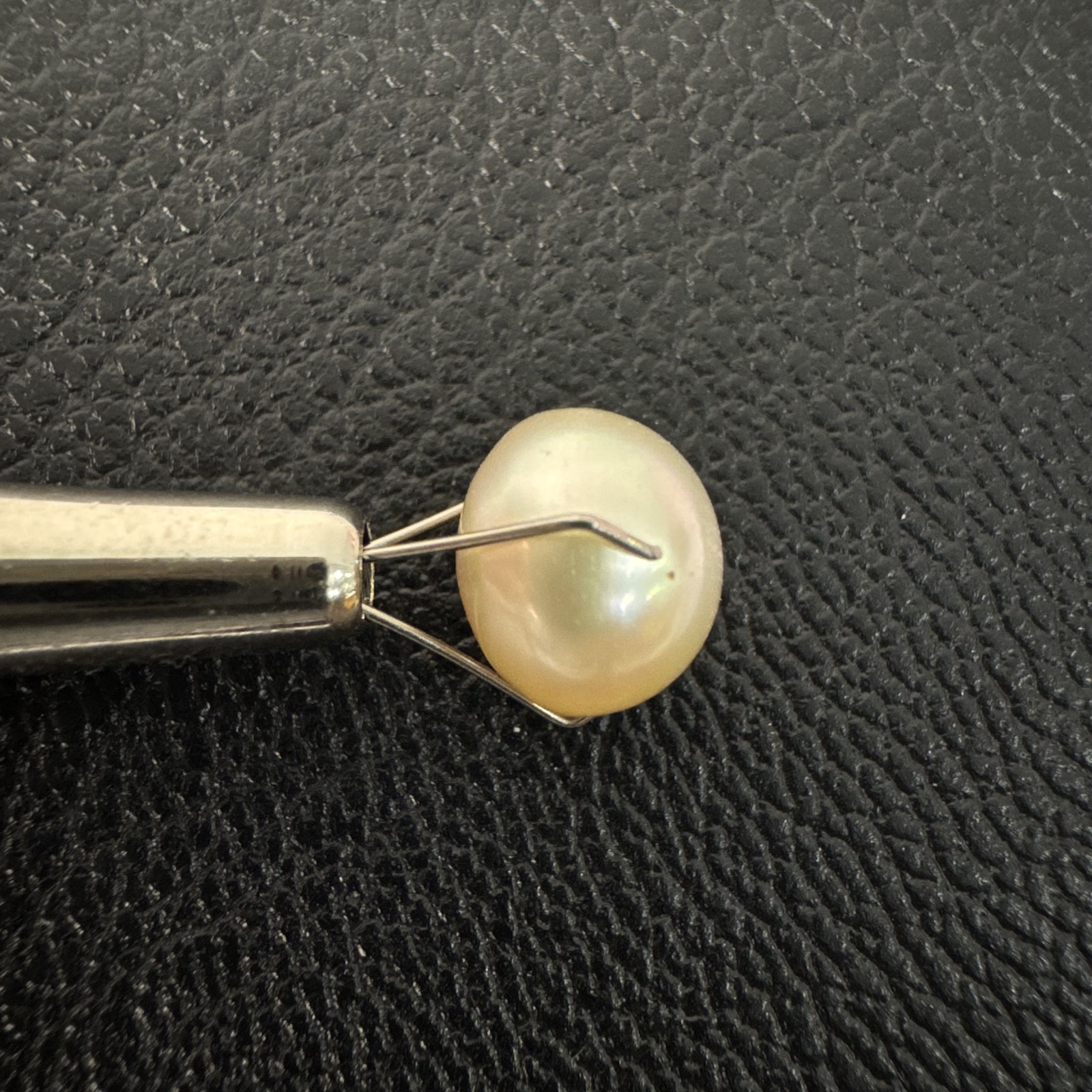Second view of a 9.6mm golden South Sea loose pearl showing lustre and surface - Pure Pearls