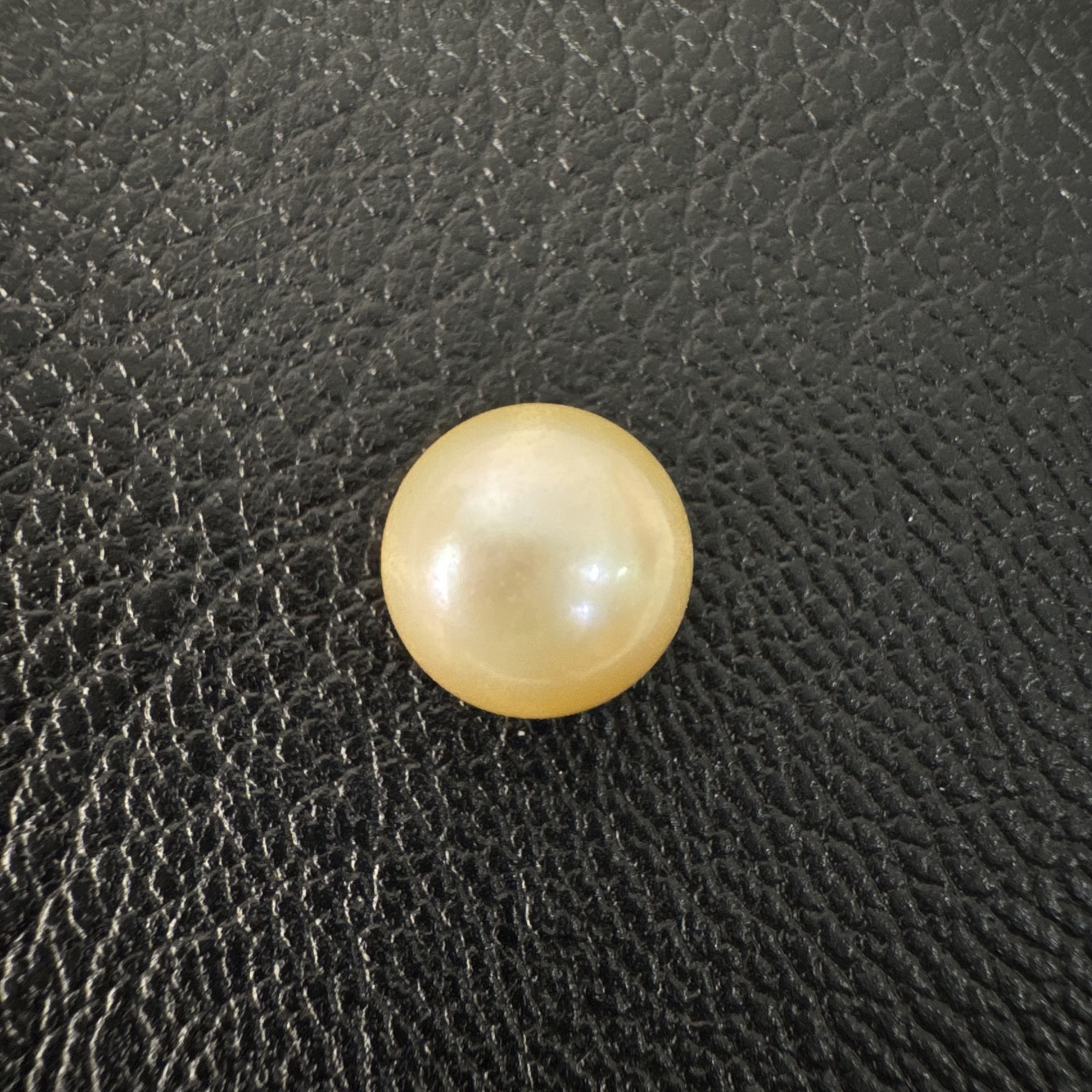 Second view of a 9.7mm golden South Sea loose pearl showing lustre and surface - Pure Pearls