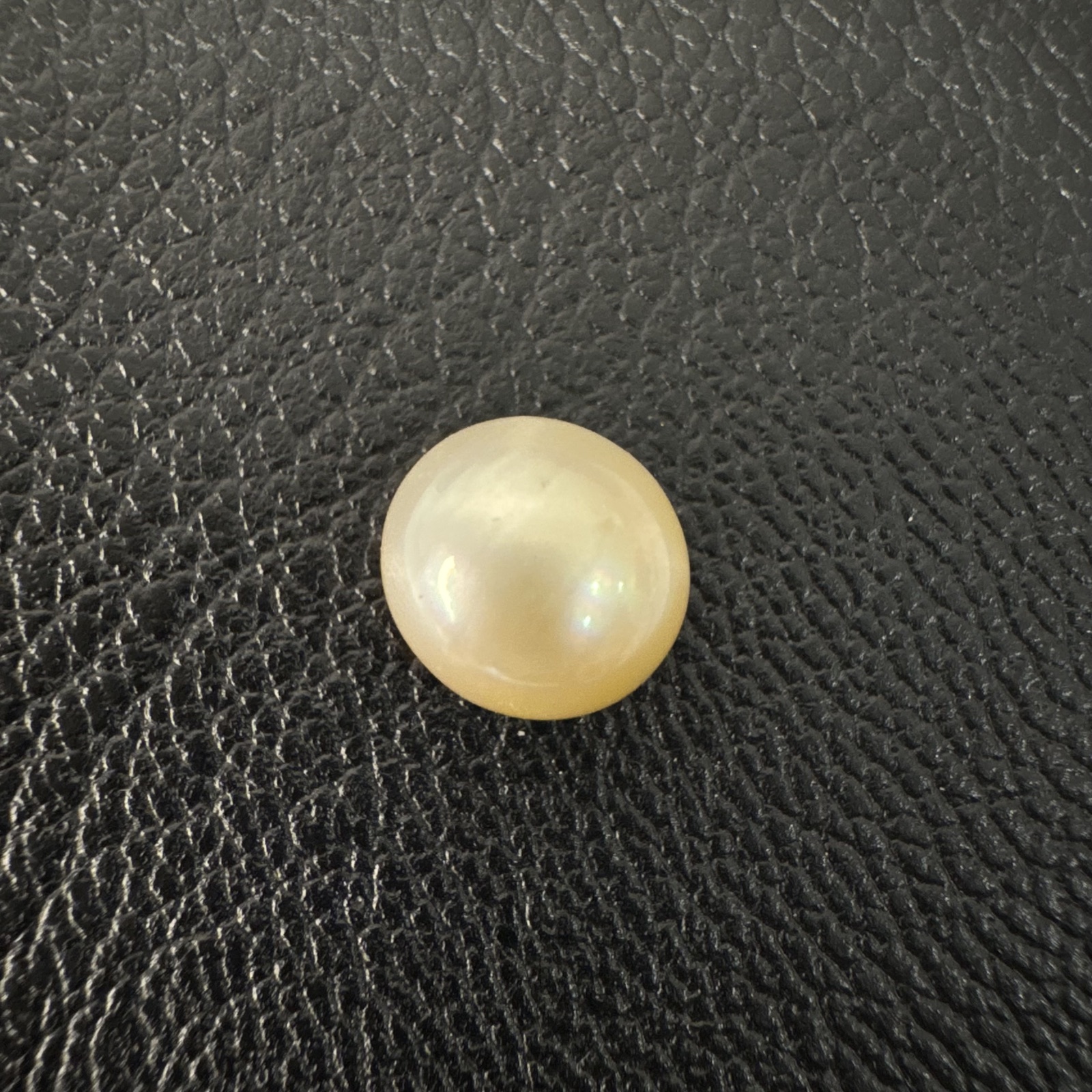 6.11 carat golden South Sea pearl, 9.8mm round, AAA quality - Pure Pearls