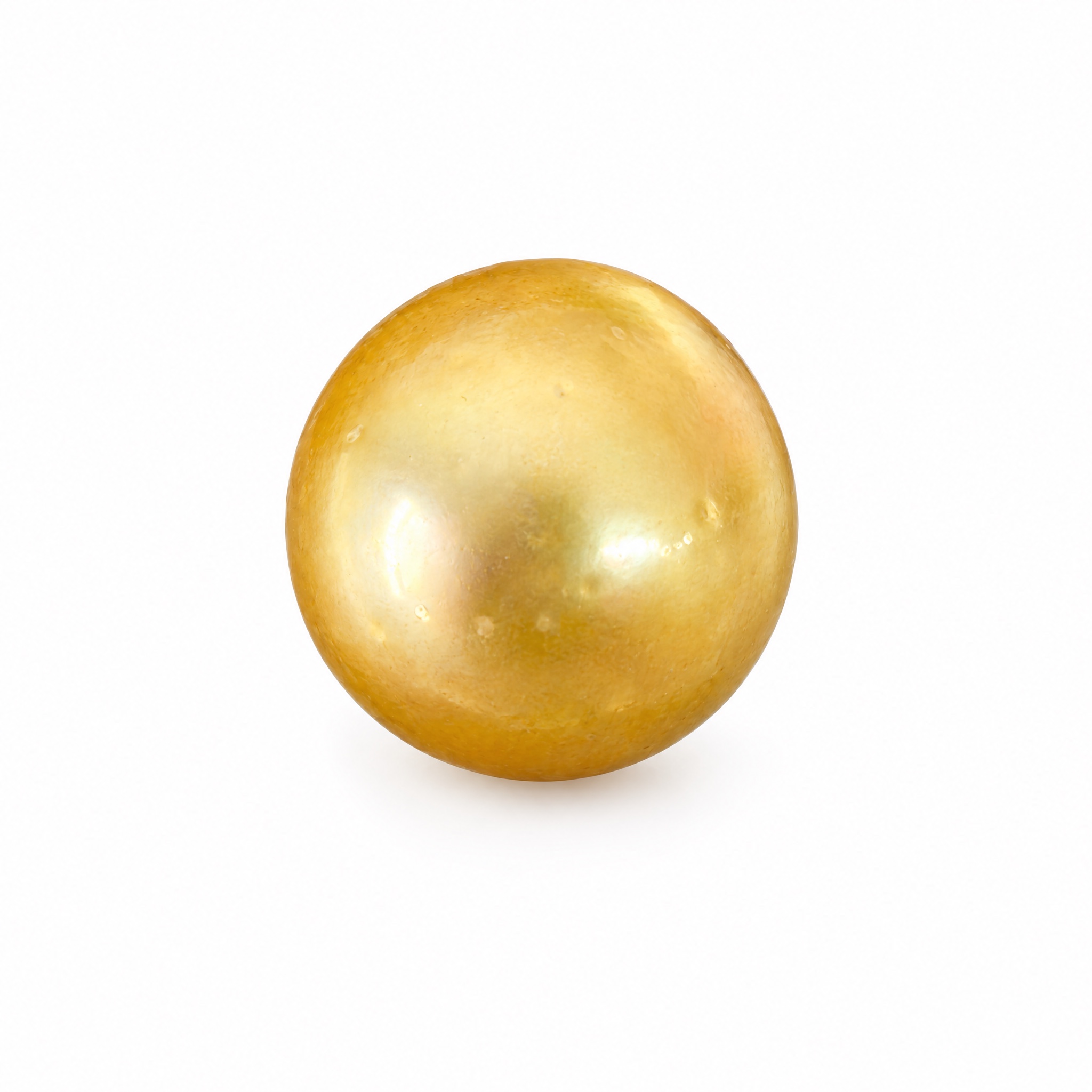 Second studio view of a 10.3mm golden South Sea pearl - Pure Pearls