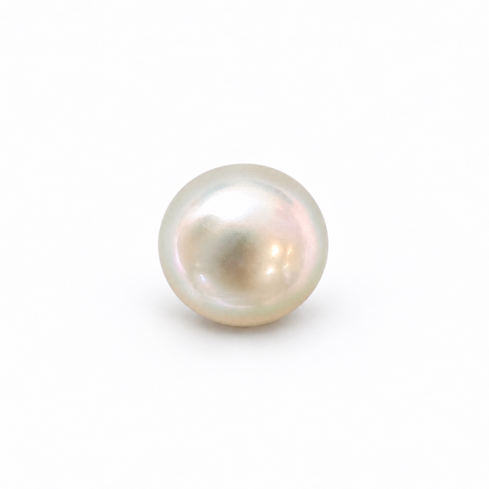 5.725 carat white South Sea pearl, 9.3mm round, AAA quality, undrilled - Pure Pearls