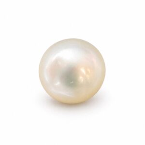5.61 carat white South Sea pearl, 9.4mm round, AAA quality, undrilled - Pure Pearls