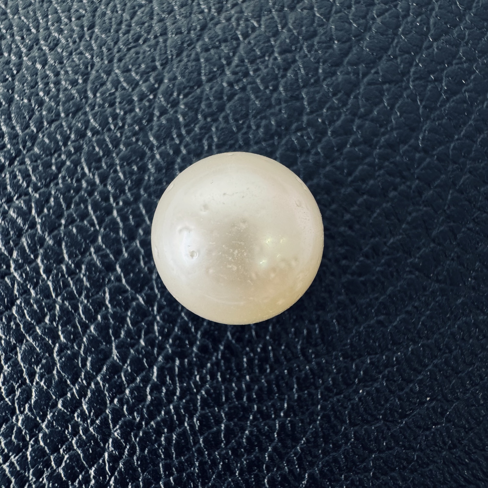 10.94 carat white South Sea loose pearl, 11.4mm round, AAA quality - Pure Pearls