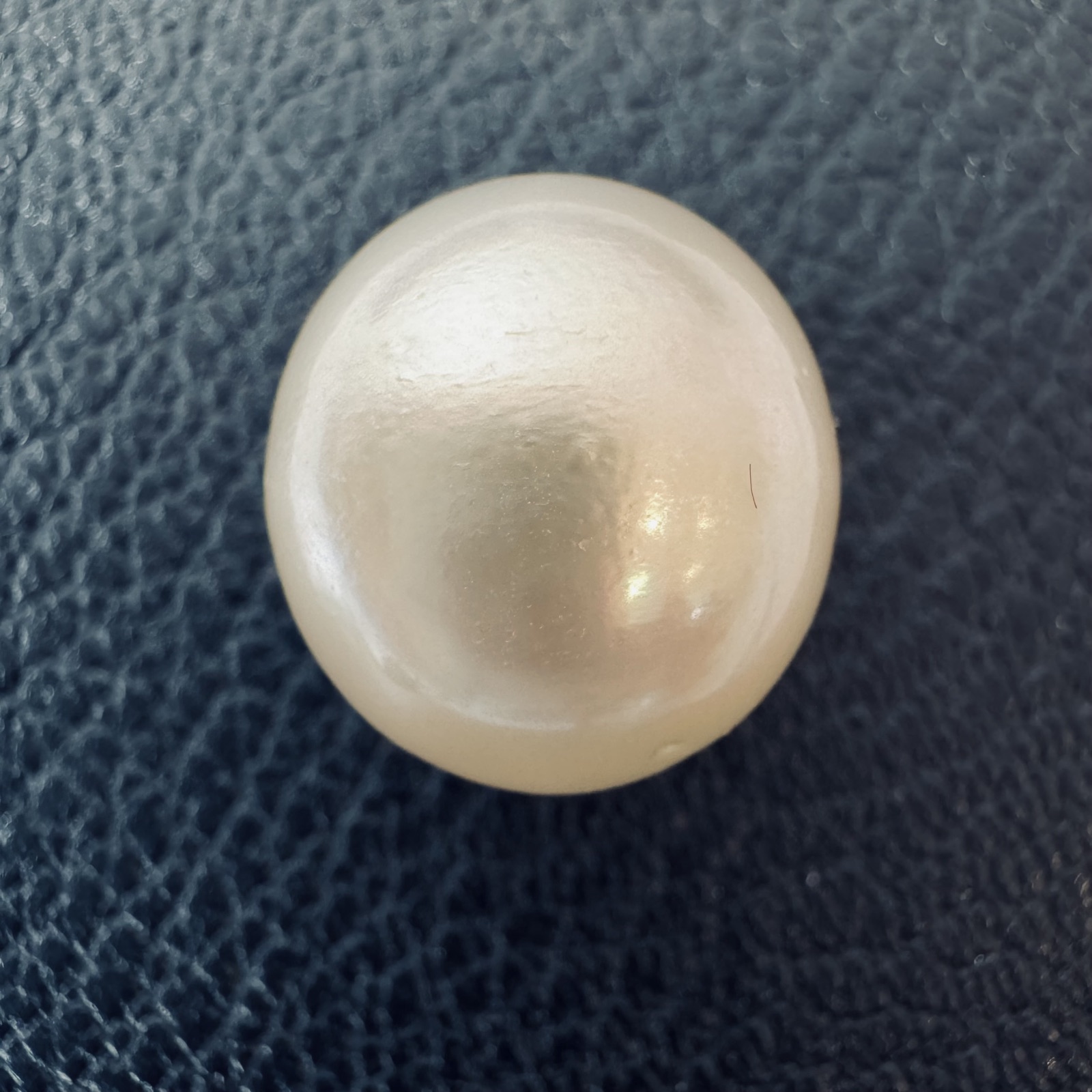 29.215 carat white South Sea loose pearl, 16.6mm oval, AAA quality - Pure Pearls